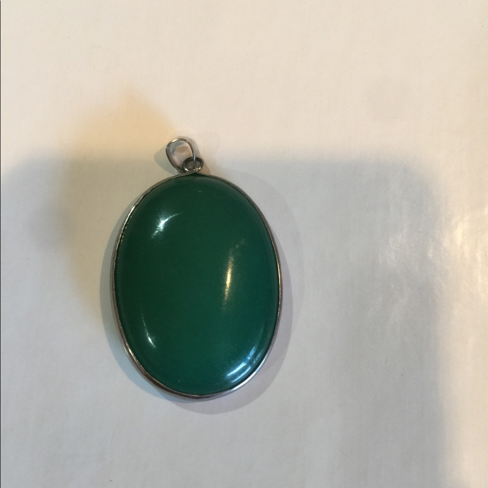 JADE PENDANT 🍀 - Picture 6 of 8